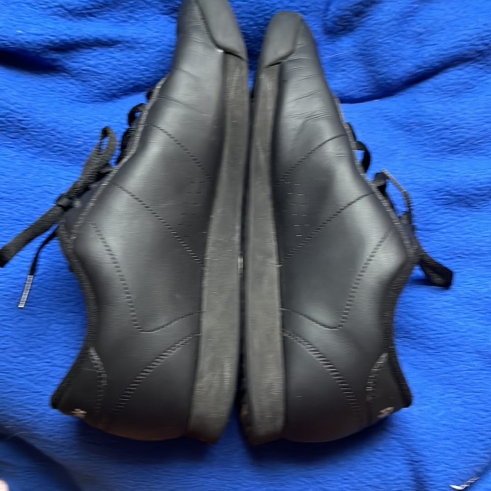 Women’s Reebok classic black size ten - Picture 2 of 8